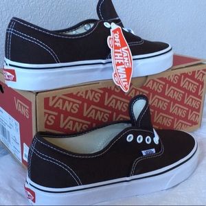 Authentic Chocolate Torte Vans